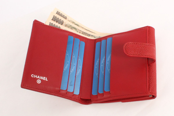 シャネル スーパーコピー CHANEL キャビアスキン 二つ折財布 レッド A48650