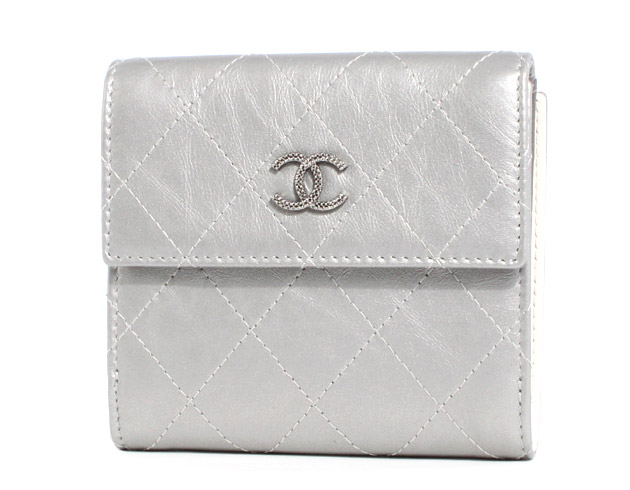 シャネル スーパーコピー CHANEL ココマーク キルティング 二つ折り財布 シルバー＆ライトピンク A68634