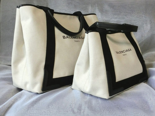 人気 NO.1☆ BALENCIAGAバレンシアガスーパーコピートートバッグ NAVY CABAS ブラック M