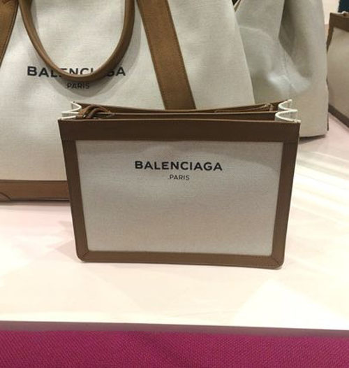 BALENCIAGA バレンシアガスーパーコピー<紗栄子さん愛用 >NAVY CABASショルダー - 2色