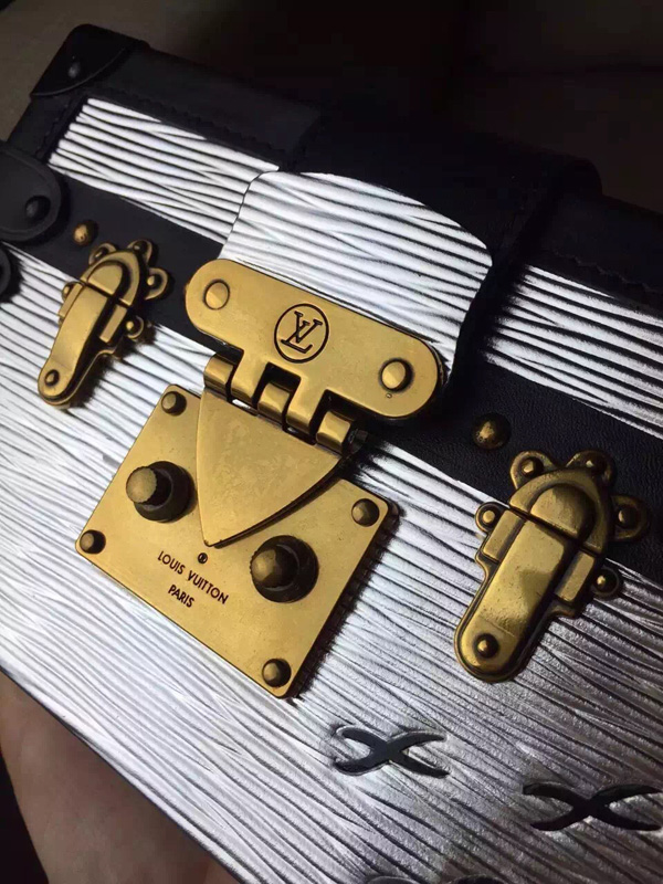 2015新作 ルイヴィトンコピー ☆Louis Vuitton☆14/15秋冬新製品 ★プティット マル M50018★