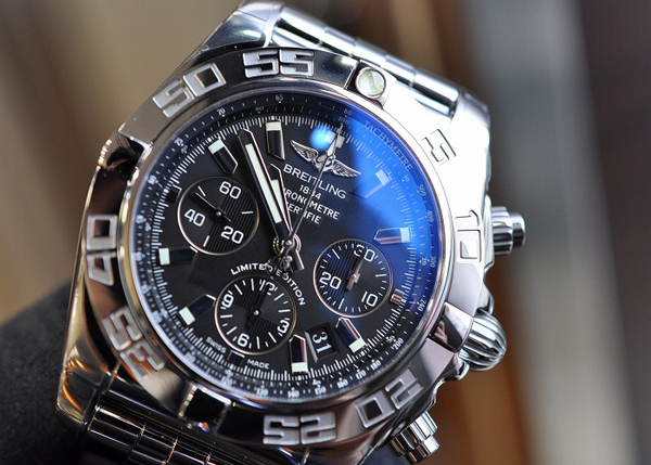 ブライトリングスーパーコピーBREITLING クロノマット 44 ブラック ブラック S011BBBPA
