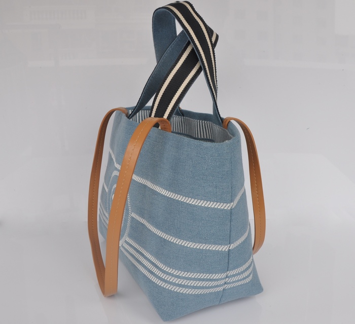 シャネルスーパーコピー Chanel 【デニムトートバッグ】 A92241 ブルー ハンドバッグ 2014春夏新作新品☆