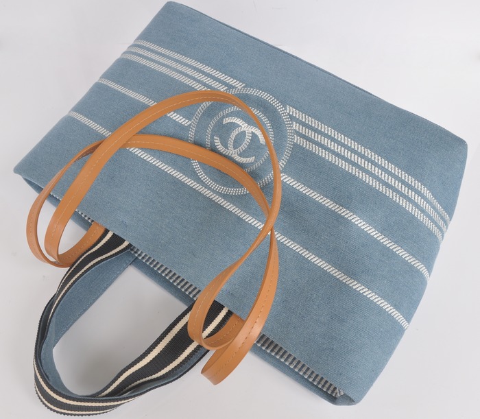 シャネルスーパーコピー Chanel 【デニムトートバッグ】 A92241 ブルー ハンドバッグ 2014春夏新作新品☆