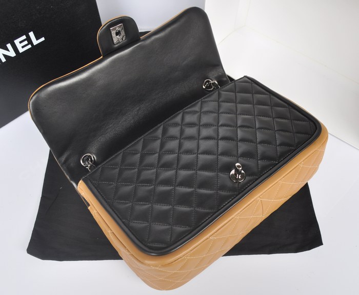 シャネルスーパーコピー/CHANEL 2014年秋冬最新作 Classic Twistショルダーバッグ A37012-520