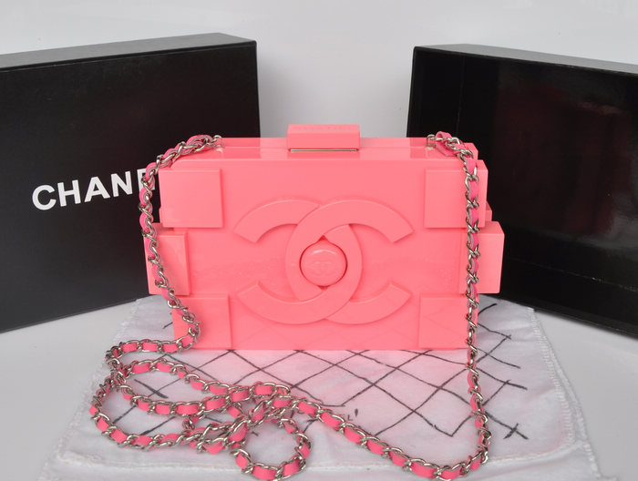 2014年最新作 シャネルスーパーコピー/CHANEL Chanel Lego Clutch ハンドバッグA37013