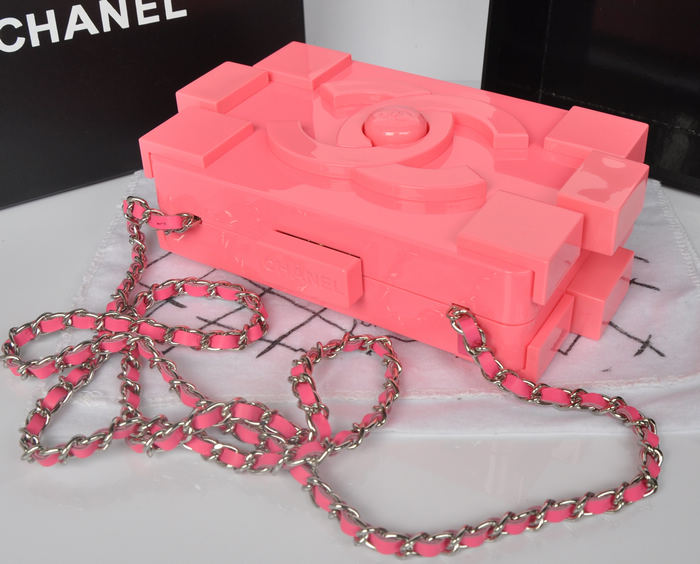2014年最新作 シャネルスーパーコピー/CHANEL Chanel Lego Clutch ハンドバッグA37013