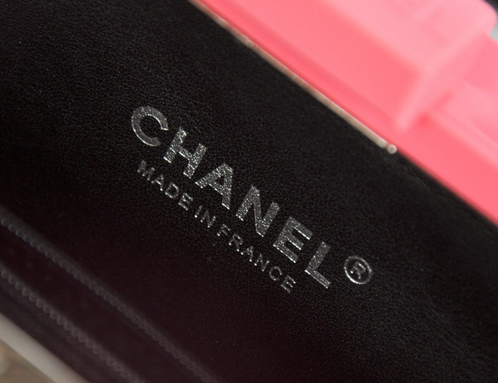 2014年最新作 シャネルスーパーコピー/CHANEL Chanel Lego Clutch ハンドバッグA37013