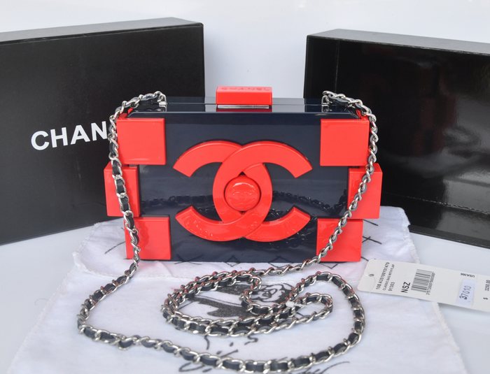 2014年最新作 シャネルスーパーコピー/CHANEL Chanel Lego Clutch ハンドバッグA37013