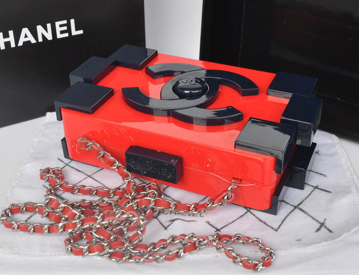 2014年最新作 シャネルスーパーコピー/CHANEL Chanel Lego Clutch ハンドバッグA37013