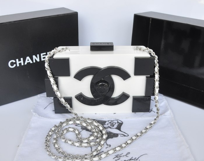 2014年最新作 シャネルスーパーコピー/CHANEL Chanel Lego Clutch ハンドバッグA37013