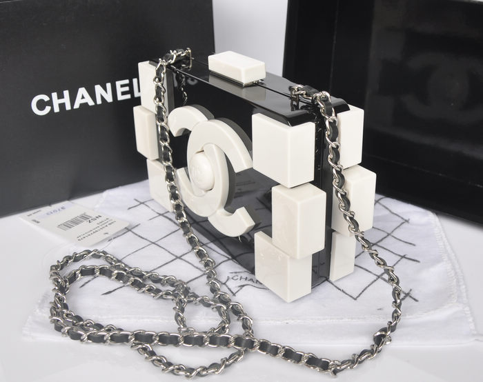 2014年最新作 シャネルスーパーコピー/CHANEL Chanel Lego Clutch ハンドバッグA37013