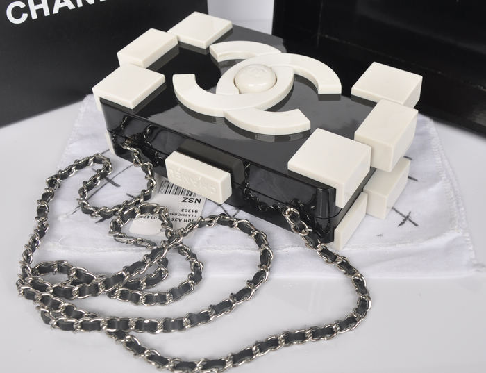 2014年最新作 シャネルスーパーコピー/CHANEL Chanel Lego Clutch ハンドバッグA37013