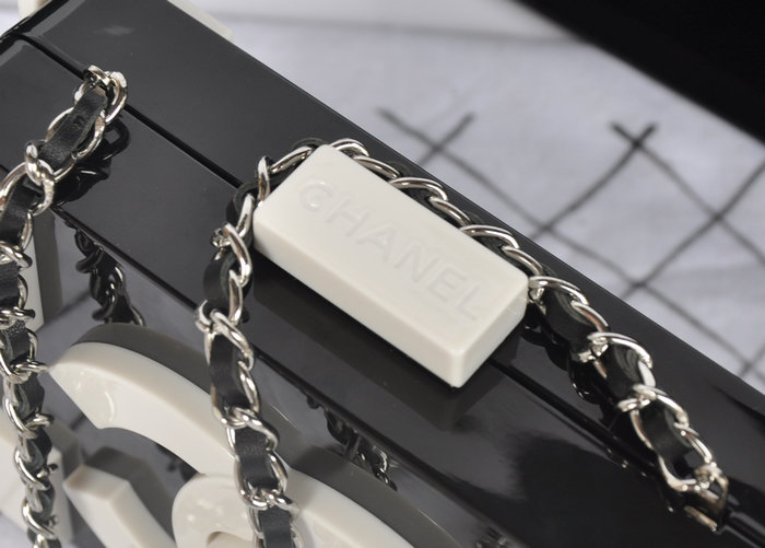 2014年最新作 シャネルスーパーコピー/CHANEL Chanel Lego Clutch ハンドバッグA37013