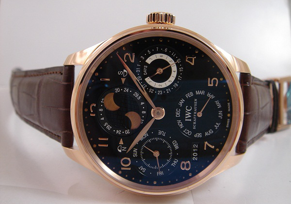 IWC ポルトギーゼ パーペチュアル カレンダー IW503202
