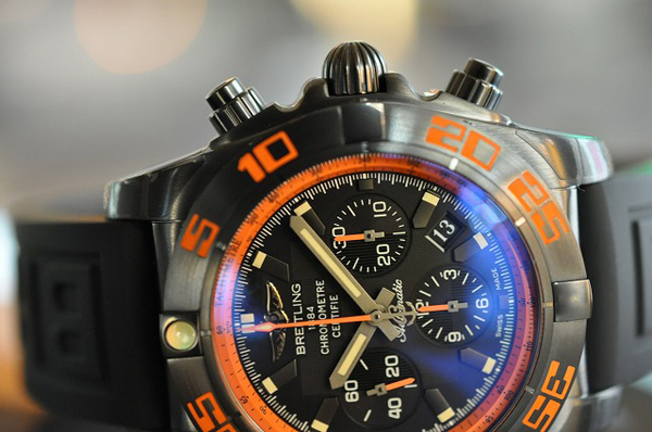 ブライトリングBREITLING クロノマット44 レイヴン M011B07VRB