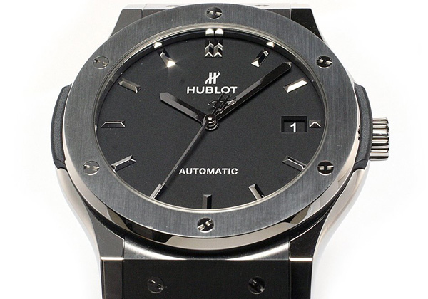 ウブロスーパーコピー HUBLOT クラシック フュージョン チタニウム 45mm 511.NX.1171.RX