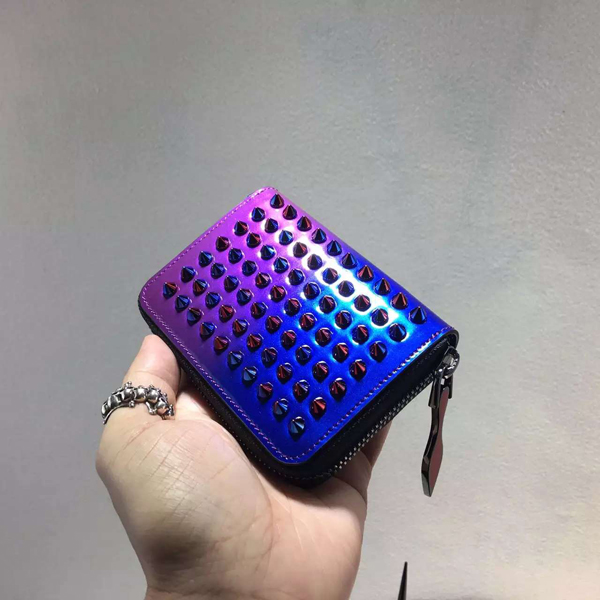 ルブタン 財布 コピー