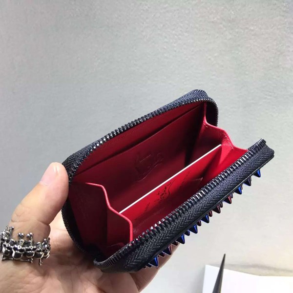 ルブタン 財布 コピー