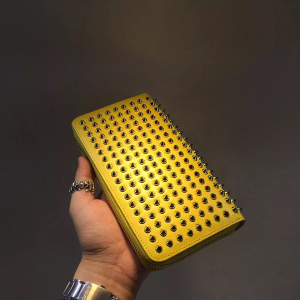 SS16新作セール★ルブタン 財布 コピー Panettone Spike Stud 長財布