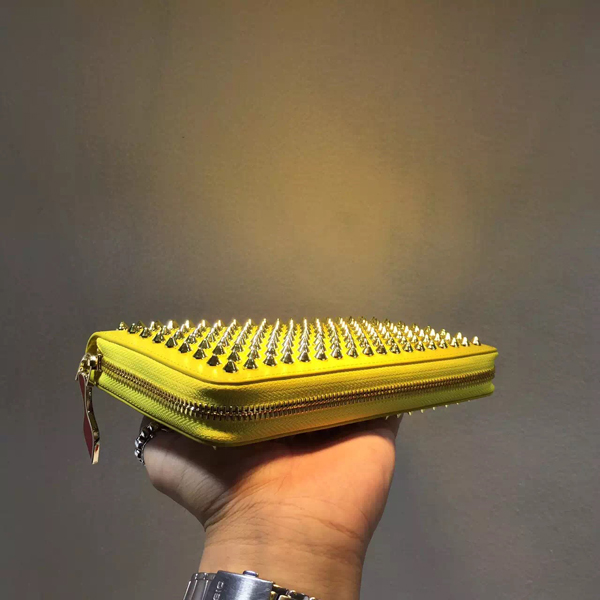 SS16新作セール★ルブタン 財布 コピー Panettone Spike Stud 長財布