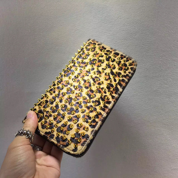 2016新色 ルブタン 財布 コピー Christian Louboutin◆レオパード スパイク 長財布◆