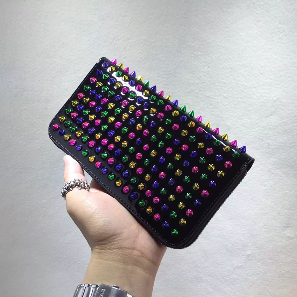 ☆16SS最新作★ルブタン 財布 コピー Christian Louboutin クリスチャンルブタン★ 1165065W069