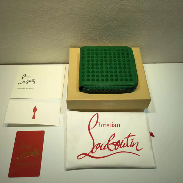 2016AW新作★ ルブタン 財布 コピー Christian Louboutinスパイク スクエア 折りたたみ財布 3155062E044