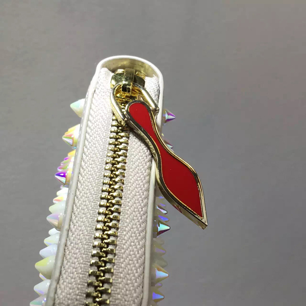SS16新作 ルブタン 財布 コピー Christian Louboutin スタッズ長財布 アイボリー