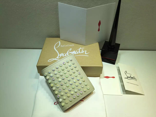 2016新作 Christian Louboutin ルブタン 財布 コピー Paros Billfold Ivory Spikes 二つ折り財布 1165112M428