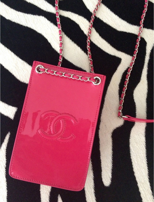 2016最新シャネルChanel シャネルスーパーコピースマホ携帯ケースポシェット平子理沙