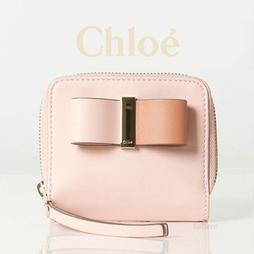 2015SS CHLOE クロエスーパーコピーバイカラーのリボンがアクセントの二つ折り財布