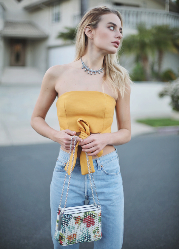 国内発 | クリスチャンルブタンバッグスーパーコピー ♥ Triloubi Small Spikes Chain Bag