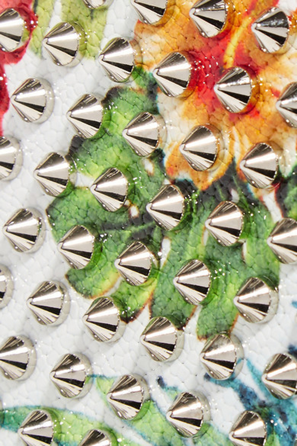 国内発 | クリスチャンルブタンバッグスーパーコピー ♥ Triloubi Small Spikes Chain Bag