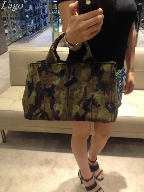 新作 プラダPRADA カモフラ柄カナパ M B2642B-3F40-F0334