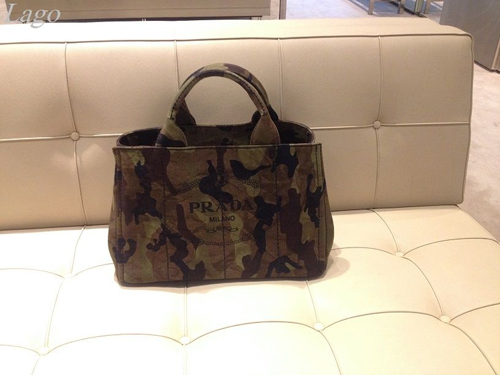 新作 プラダPRADA カモフラ柄カナパ M B2642B-3F40-F0334