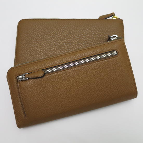 VIP半額セール┃TOPセラー賞受賞！┃PRADA★1M1183_2E8V
