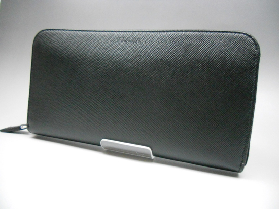 ★PRADA★超入手困難!!【2M1317】サフィアーノ 長財布 黒★