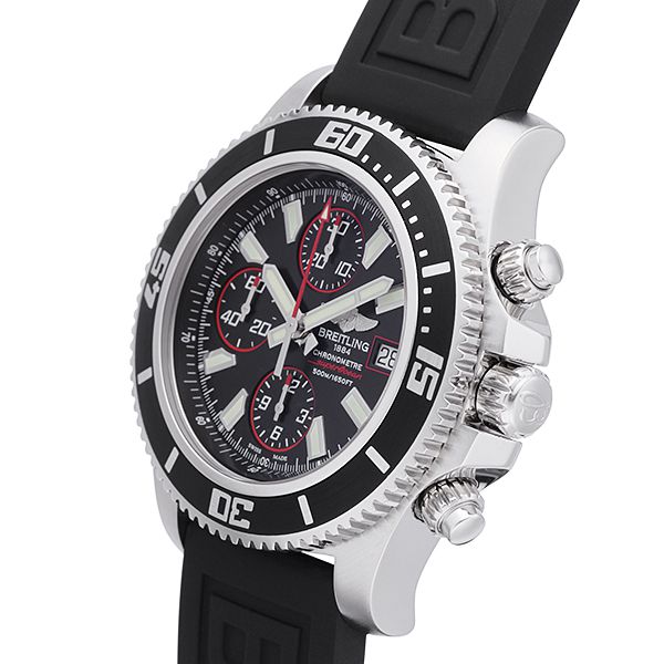 ブライトリング スーパーオーシャン クロノグラフ A110B81VPR
スーパーオーシャン クロノグラフ
Super Ocean Chronograph
型番	Ref.A110B81VPR
ケース	ステンレススチール
ベルト	ラバー
ダイアルカラー	ブラック
ムーブメント	自動巻き
Cal.ブライトリング13 クロノメーター搭載
防水性能	500m防水
サイズ	ケース：44 mm(リューズ除く)
メンズサイズ
ガラス	サファイヤクリスタル風防
仕様	クロノグラフ / ダイバーズ / 回転ベゼル / 日付表示
付属	ブライトリング純正箱付・国際保証書付
保証	当店オリジナル保証3年間付
備考	2011年新作　スーパーオーシャンのクロノグラフシリーズ　500m防水のダイバークロノ　バックルは穴 留め式の尾錠仕様