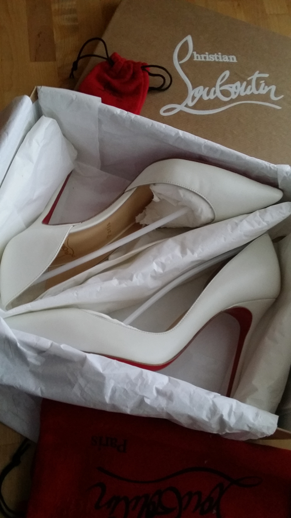 2016新作 結婚式にも!ルブタン 靴 コピー【Christian Louboutin】IRIZA100mmホワイトパンプス