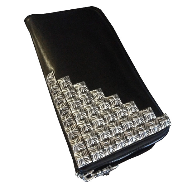 クロムハーツ ボックスクロス ピラミッド スタッズ 長財布 Chromehearts 054