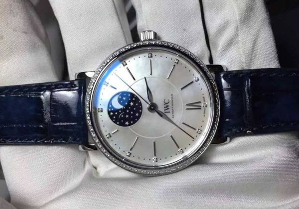 ＩＷＣ ポートフィノ ミッドサイズ オートマティック ムーンフェイズ IW459001