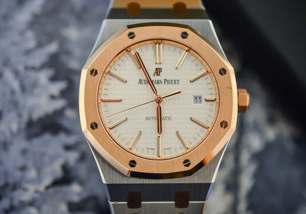 オーデマピゲ ロイヤルオーク ４１ｍｍ 15400SR.OO.1220SR.01