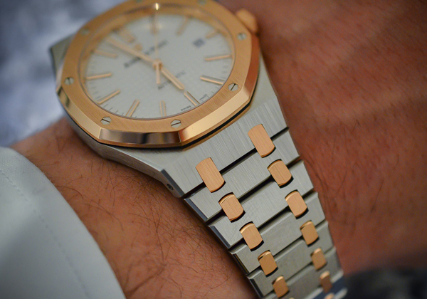オーデマピゲ ロイヤルオーク ４１ｍｍ 15400SR.OO.1220SR.01