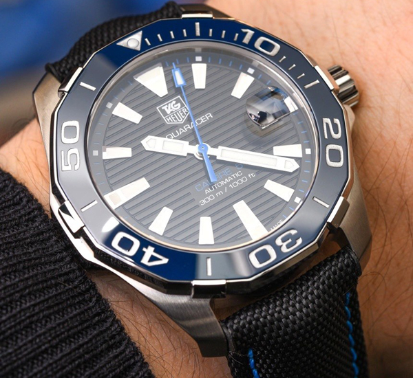 タグホイヤー TAG HEUER アクアレーサー 300m WAY211B.FC6363