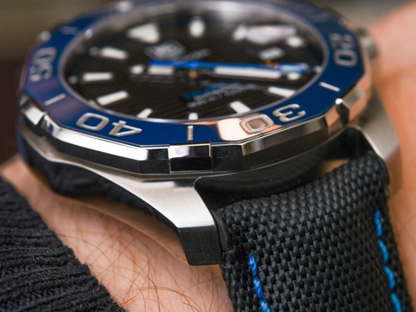タグホイヤー TAG HEUER アクアレーサー 300m WAY211B.FC6363
