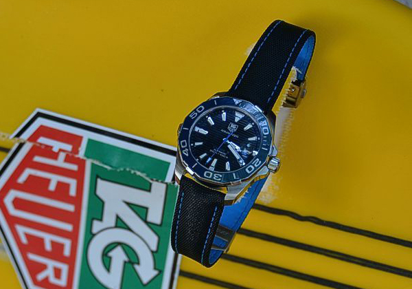 タグホイヤー TAG HEUER アクアレーサー 300m WAY211B.FC6363