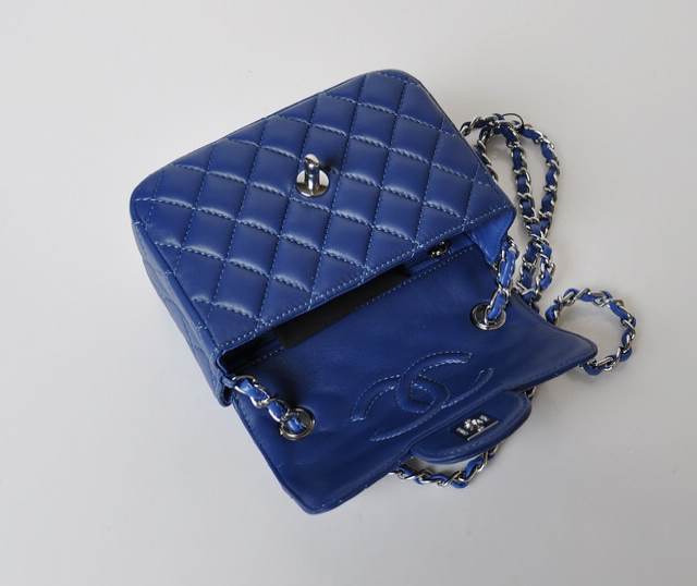 ◆CHANEL◆2014 シャネルスーパーコピーバッグ キャビア★チェーン ショルダーバッグ A2135