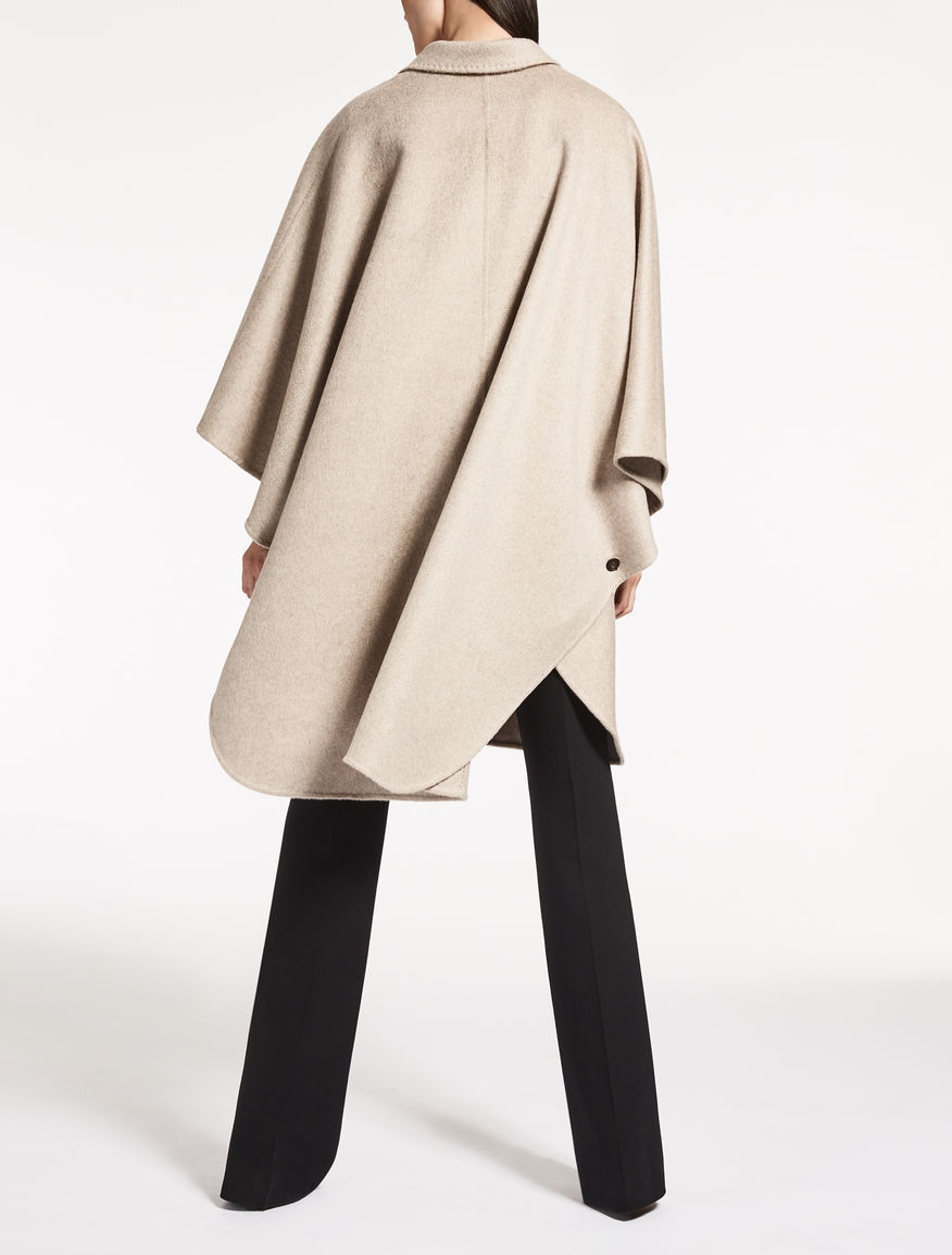 マックスマーラ【Max Mara】ピュアカシミヤダブルフェイスケープ　BASILIO