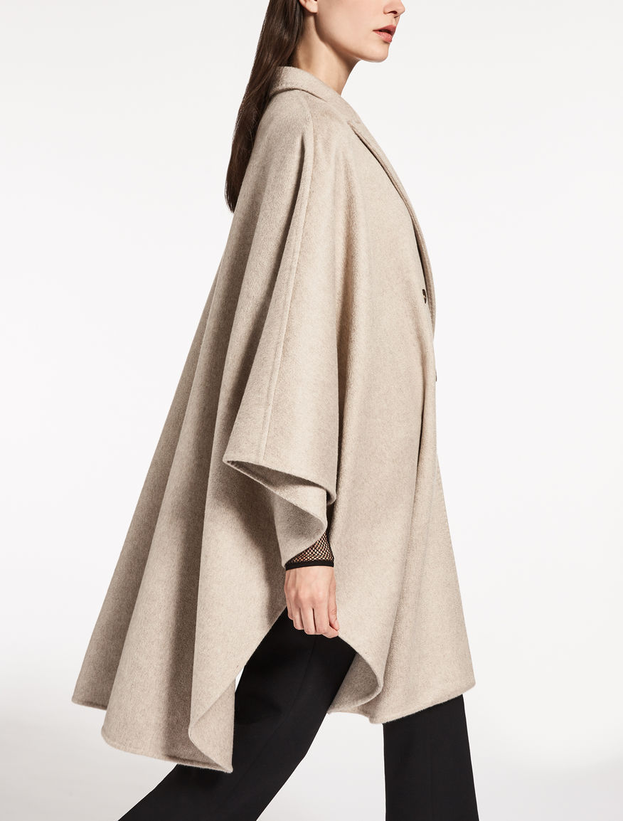 マックスマーラ【Max Mara】ピュアカシミヤダブルフェイスケープ　BASILIO
